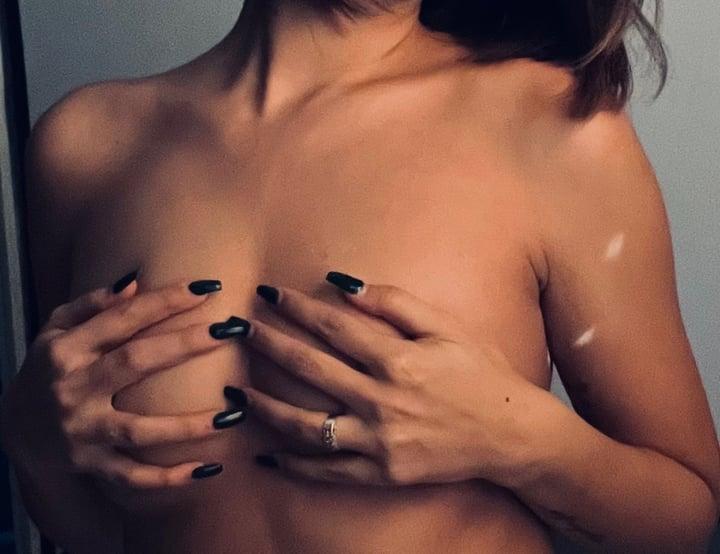 Whataweeb profile picture