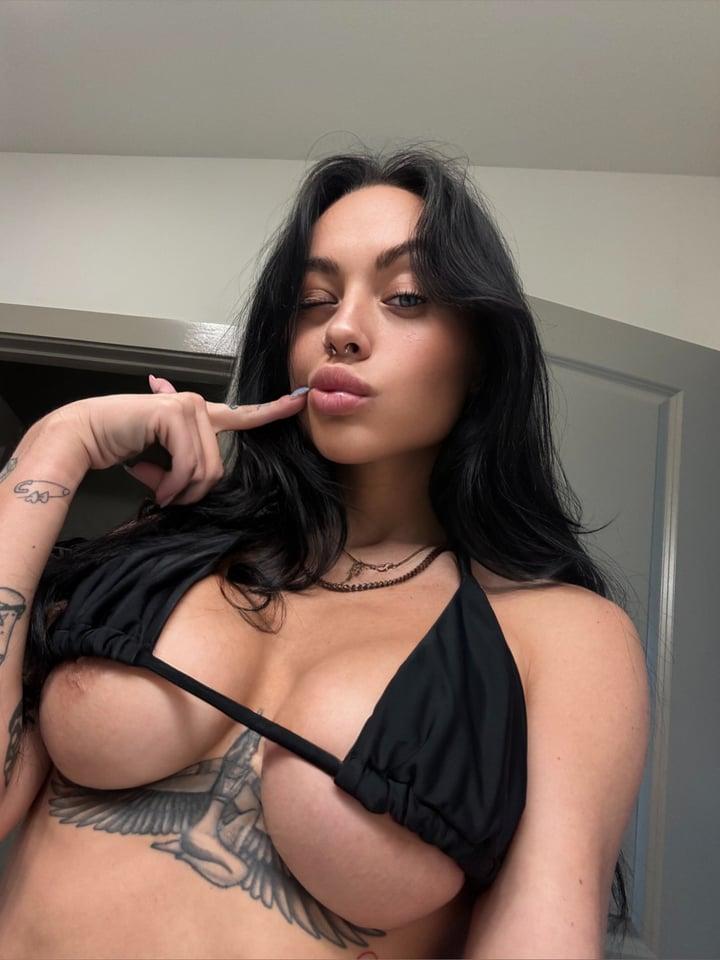 FRESHLY SINGLE🥺💘 profile picture