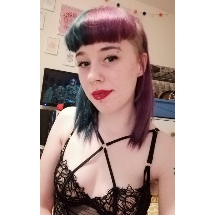Goddess Kira profile picture
