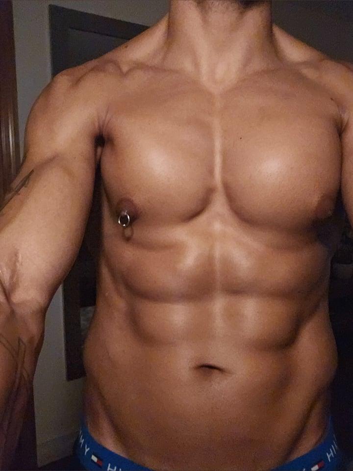 Brazilian stud profile picture