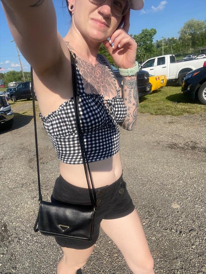 Yourfavoritefartgirl profile picture