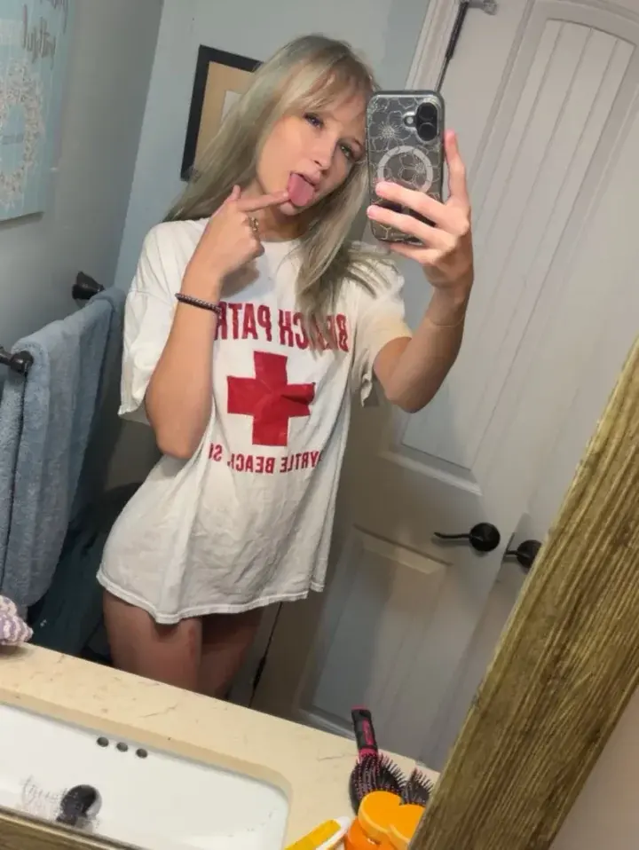 𝓼𝓾𝓷𝓷𝔂 profile picture