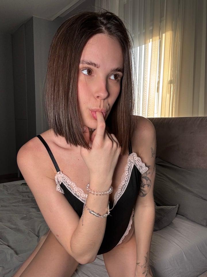 Tina 🎀 profile picture