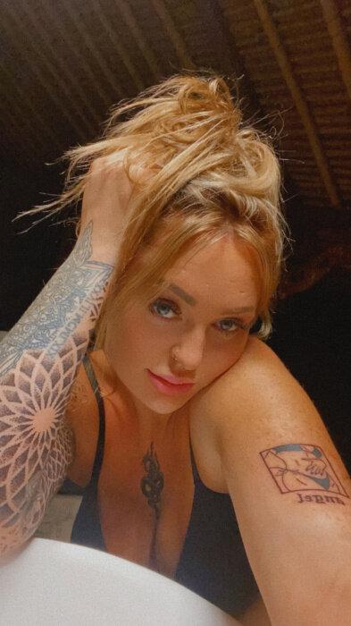 Alexaraeeee profile picture