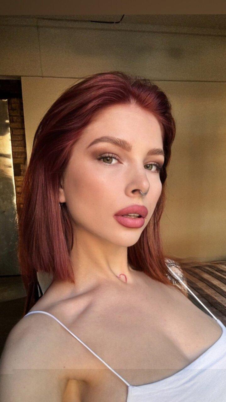 Alexfoxxy profile picture