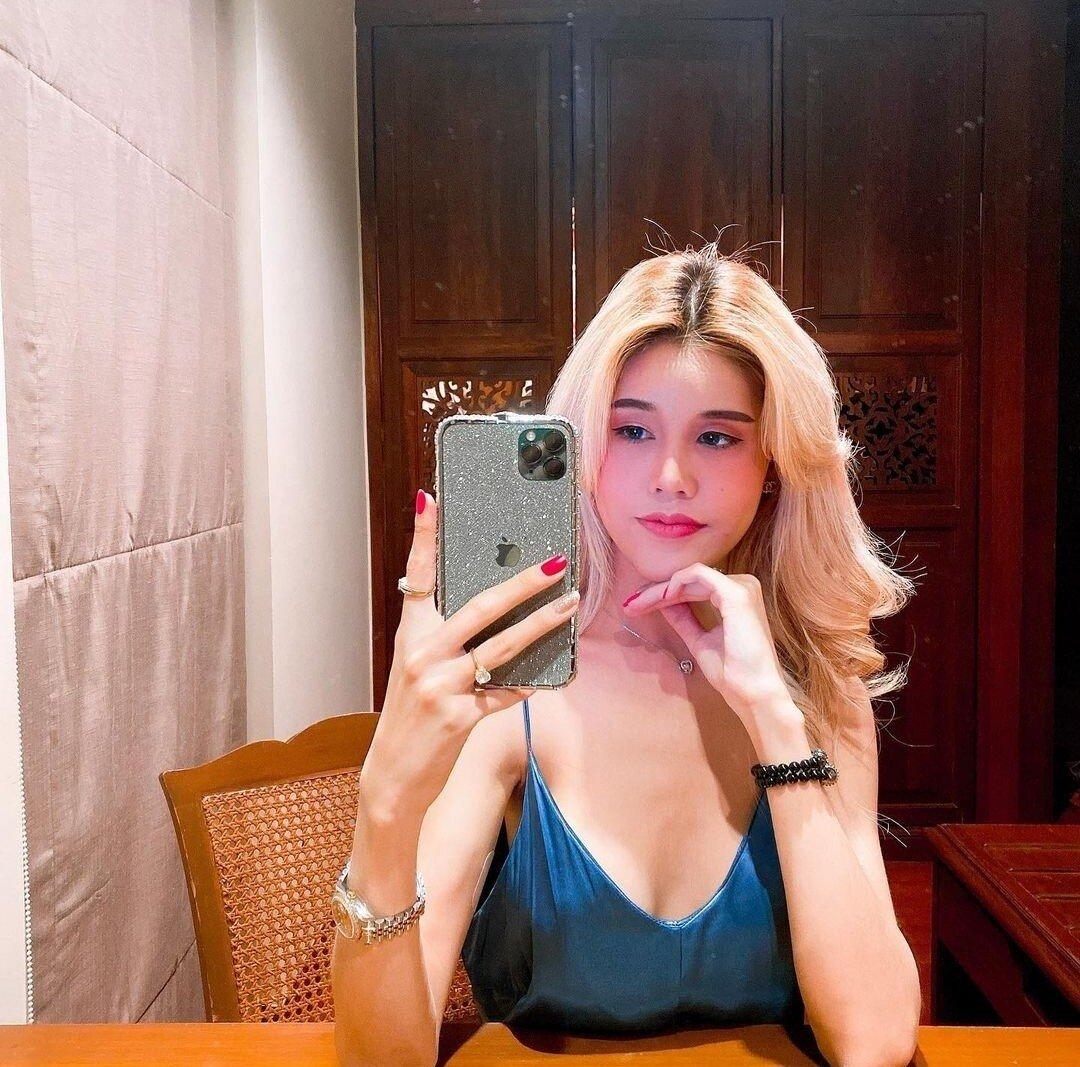 Alicewonder56 profile picture