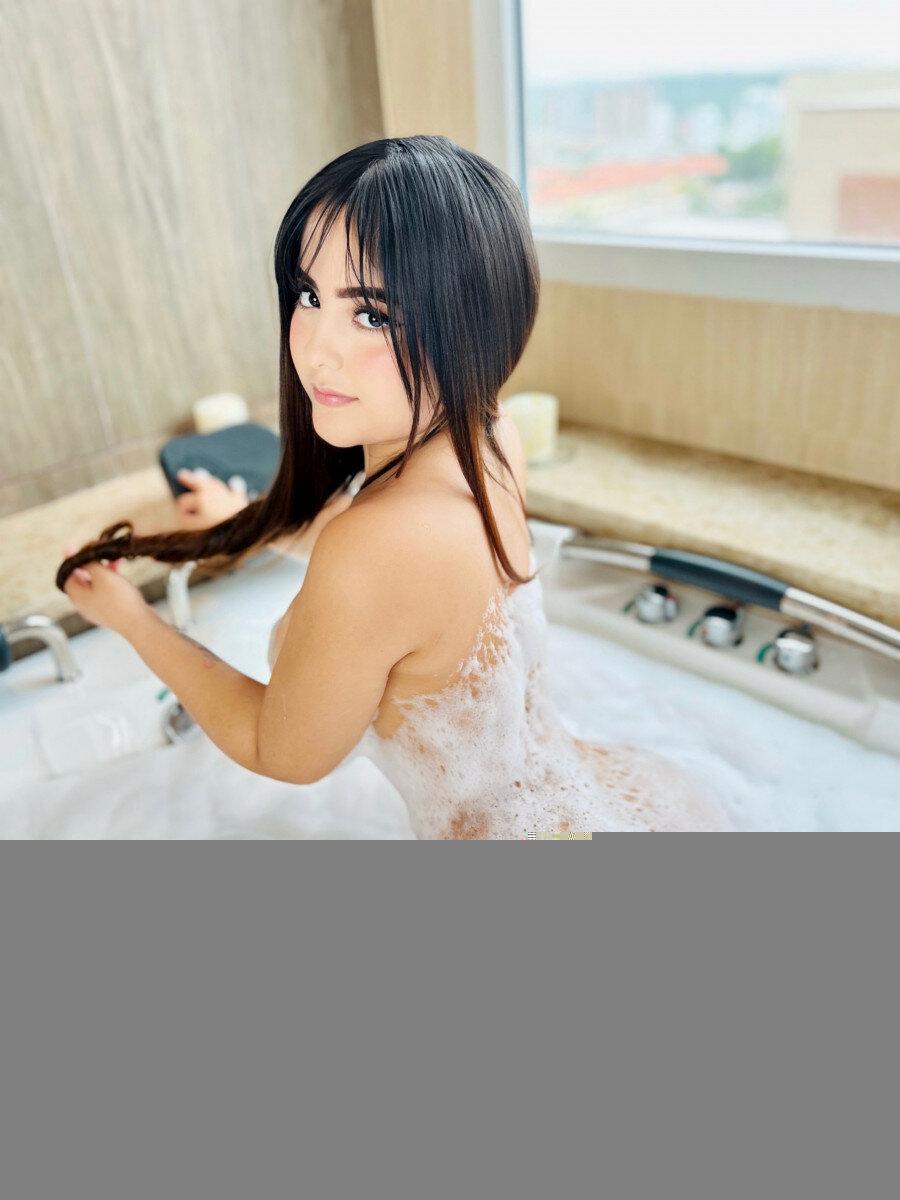 Angiebrand profile picture