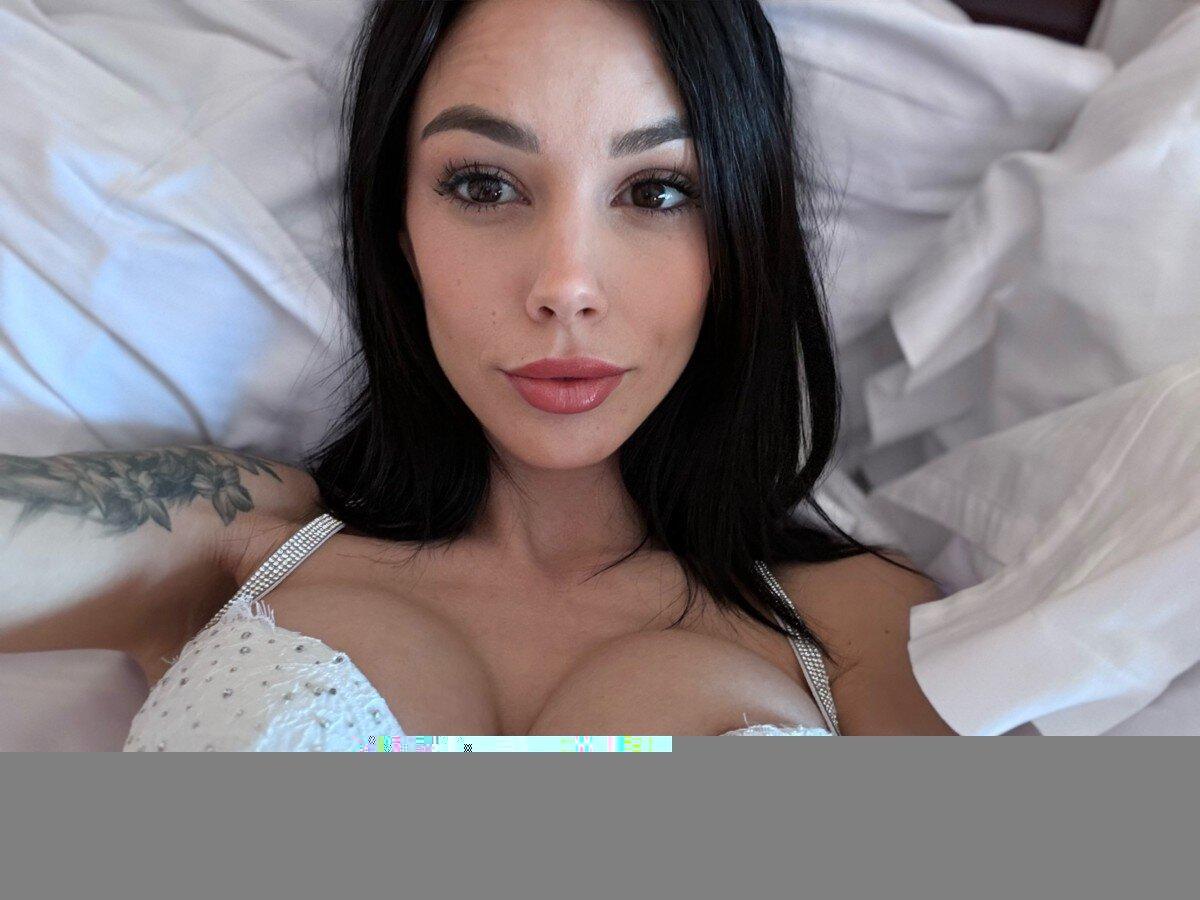 Hotfallingdevil VIP profile picture