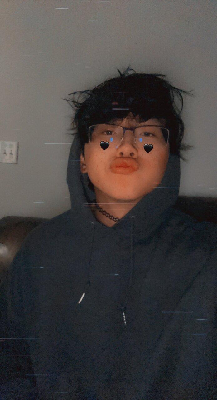 Femboysnom profile picture