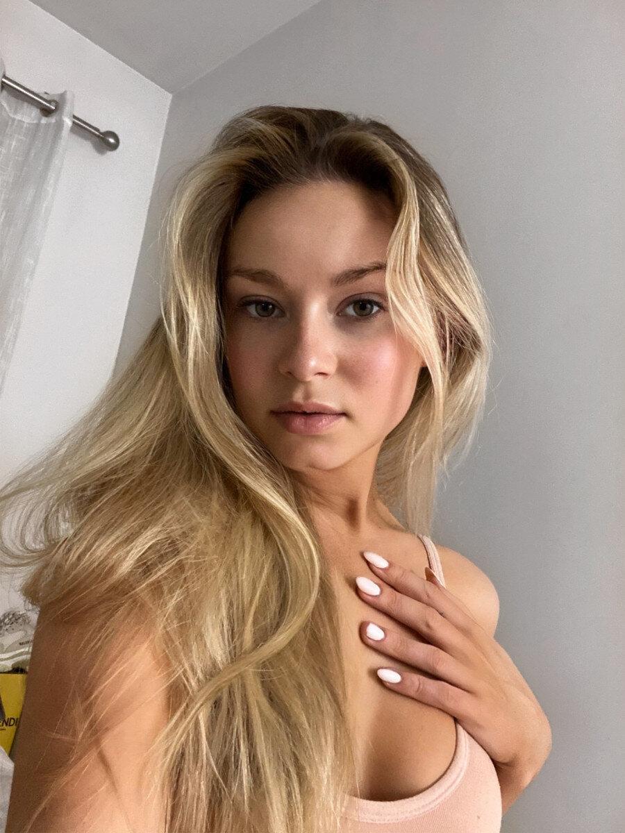 Honey profile picture