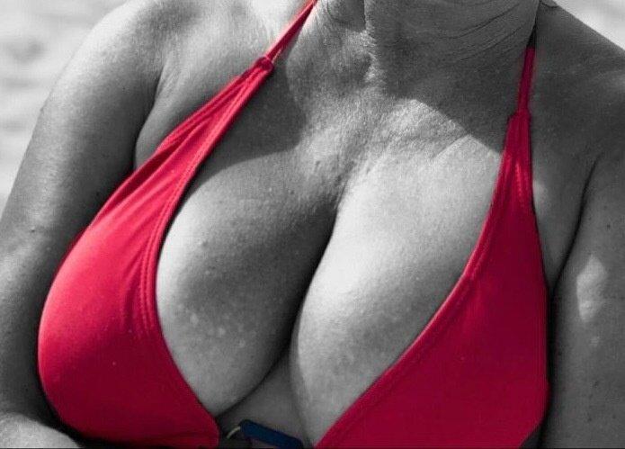 Hotwifemn profile picture