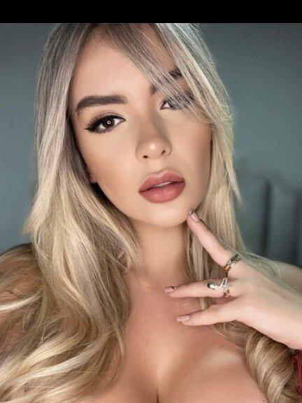 Tatiana Alvarez 💜ESTRELLA P0RN0💜 profile picture