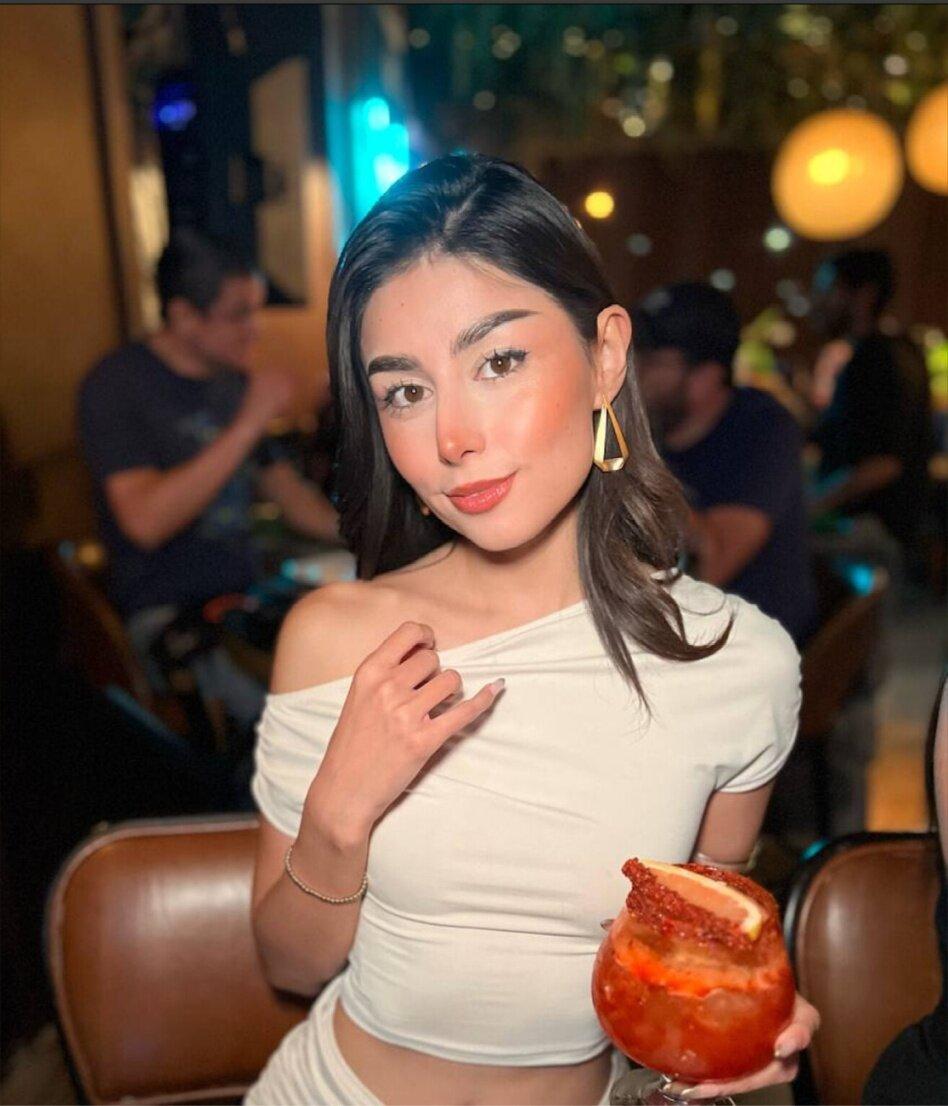 Jezz profile picture