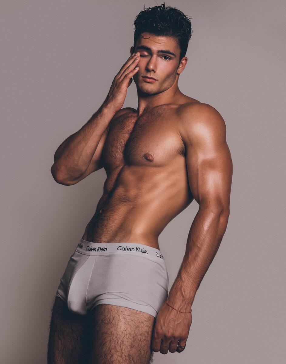 Leviconely profile picture