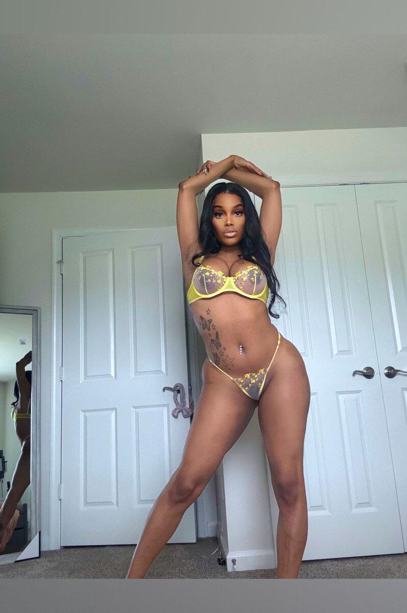 Nyabella profile picture