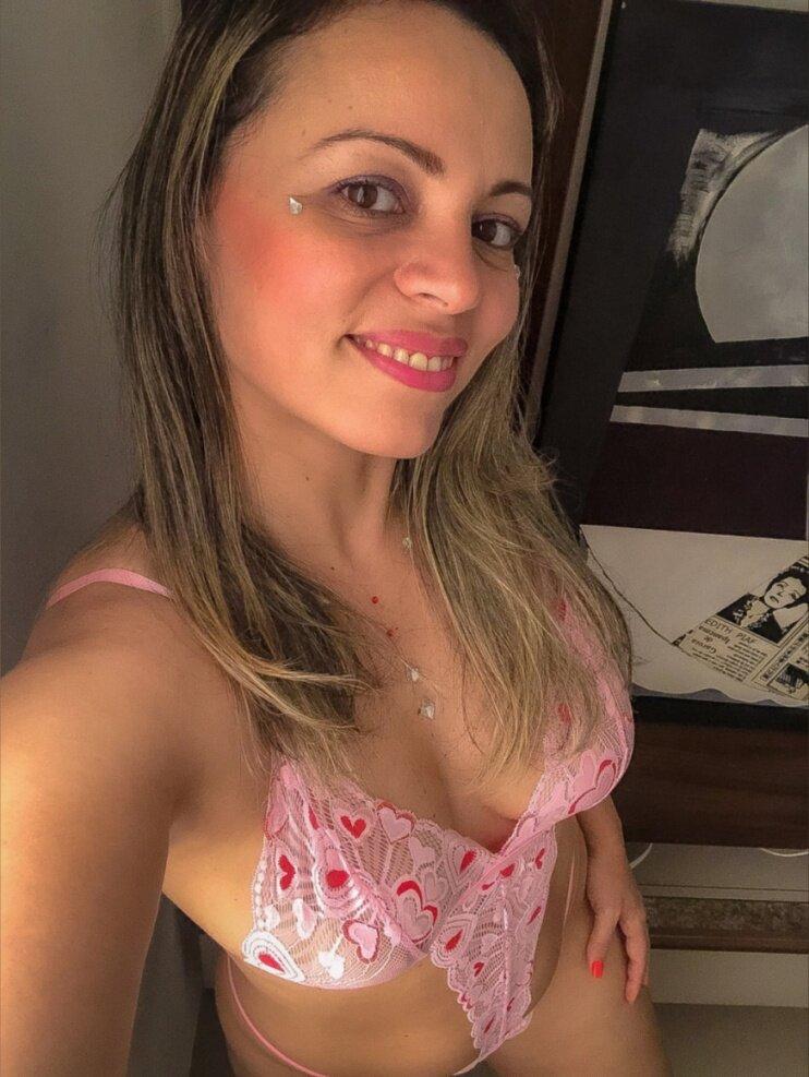 Priscila profile picture