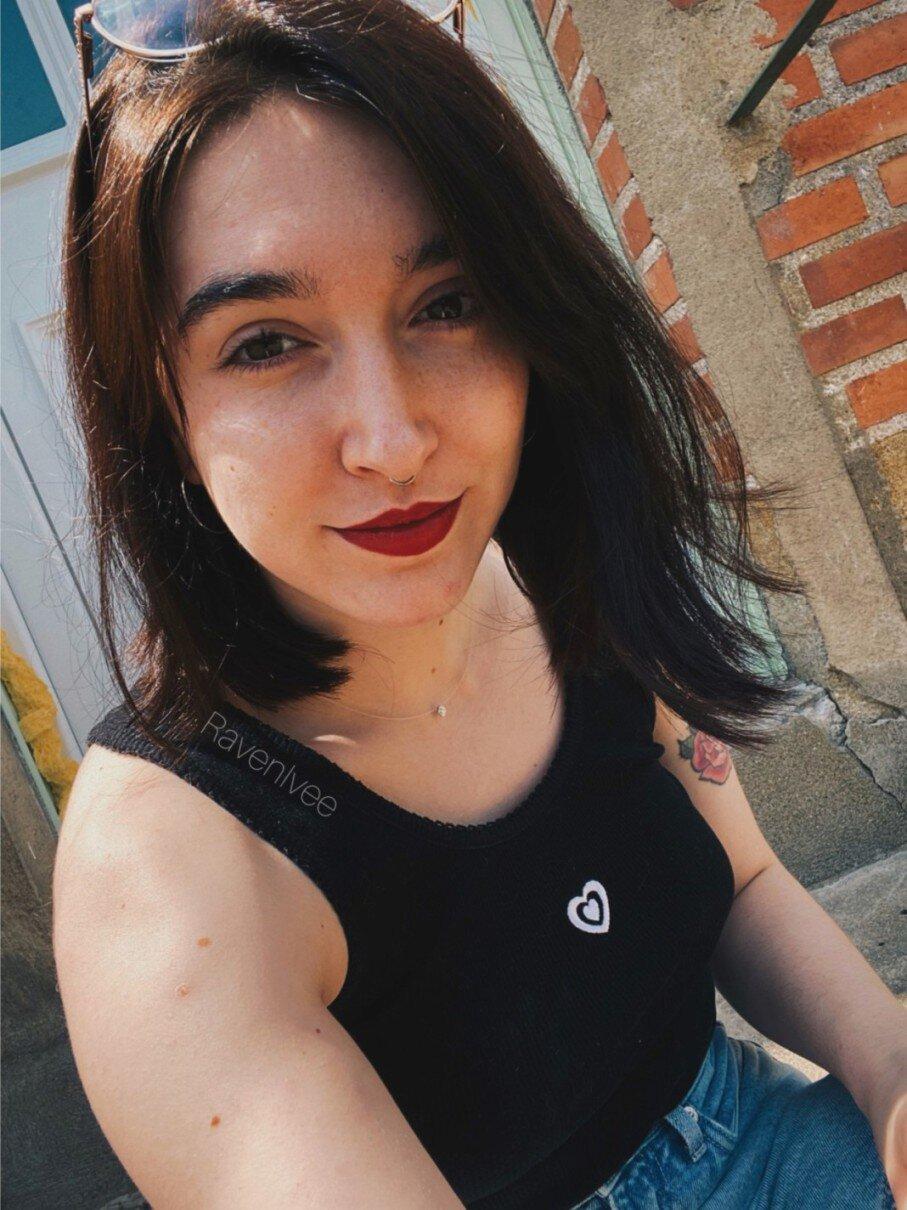 Ravenivee profile picture