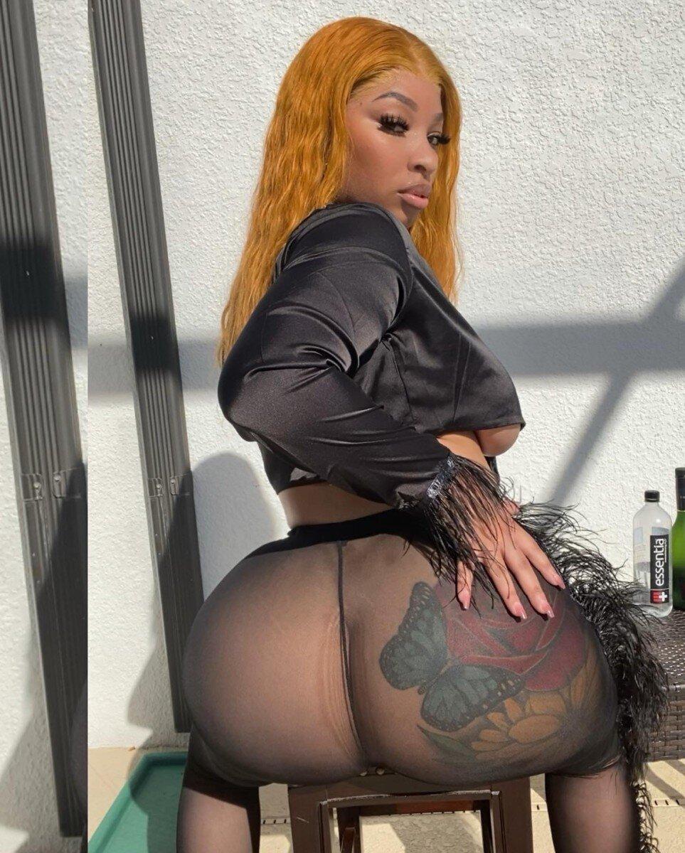 Reallexbee profile picture