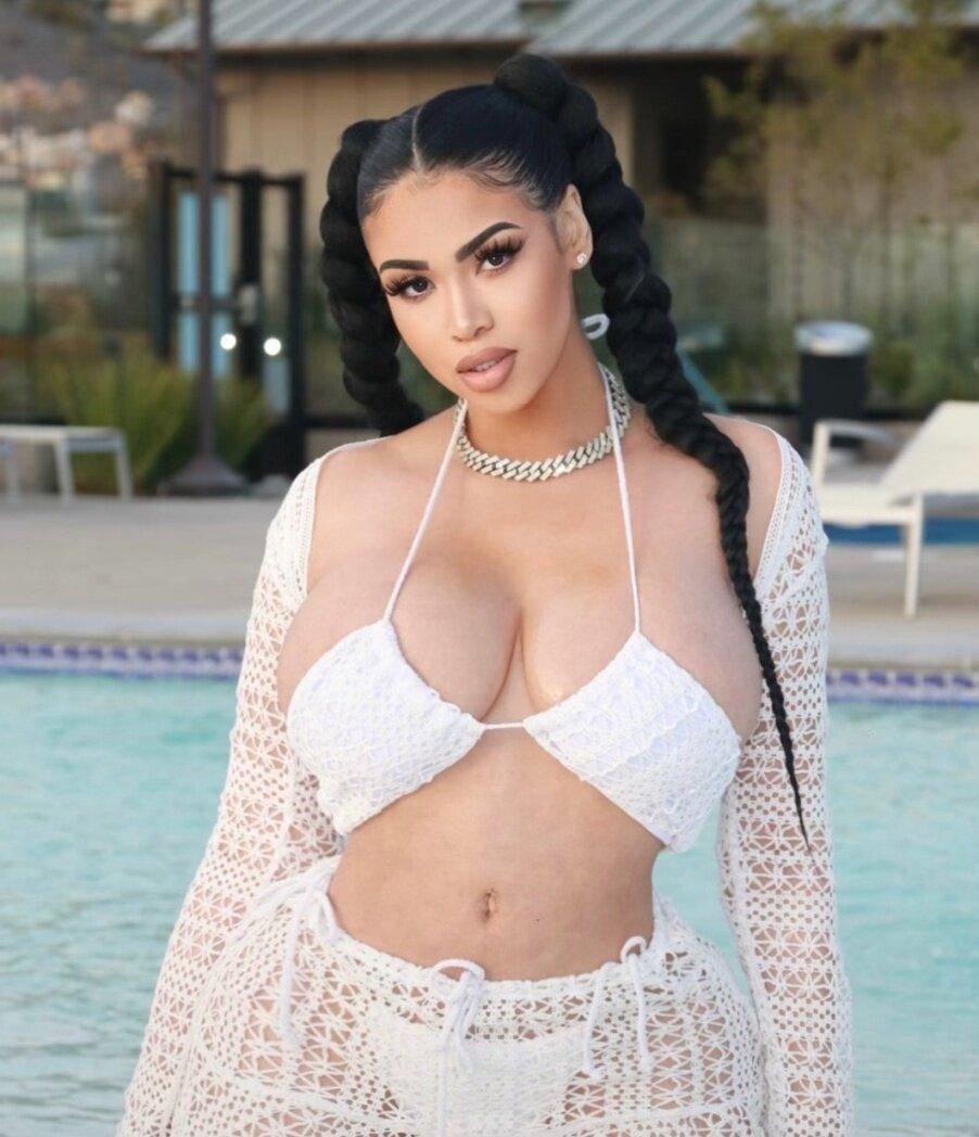 Michaela profile picture