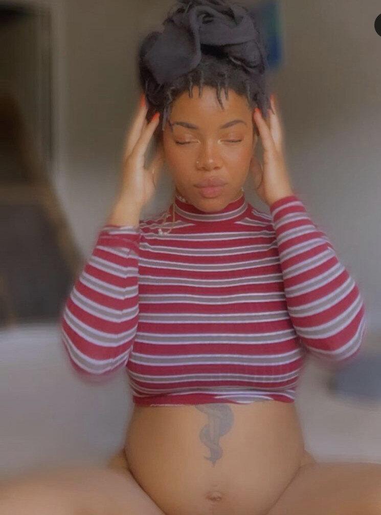 Thesacredflower profile picture