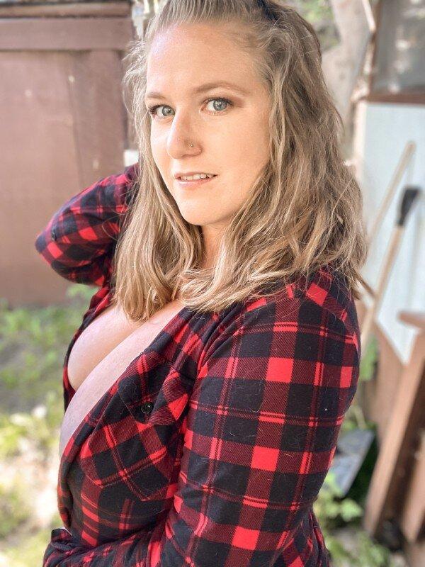 Thruthelookingglassxx profile picture