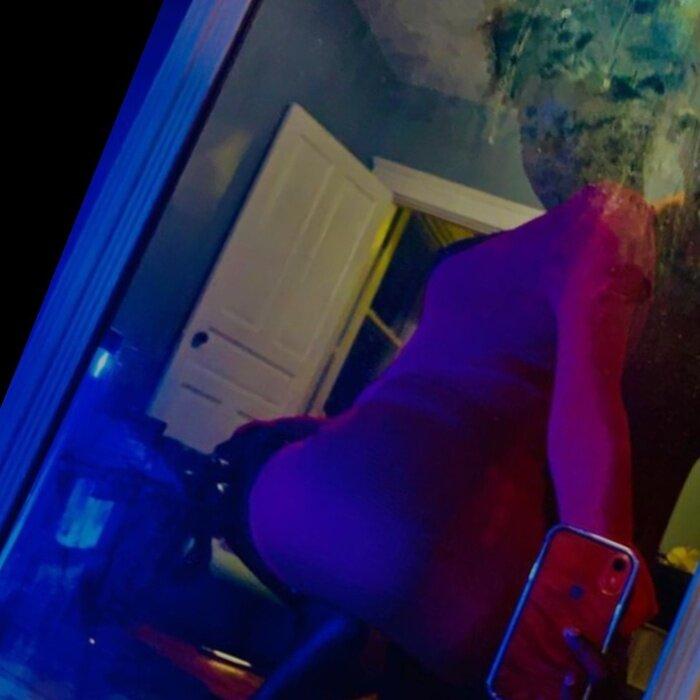 Weirdfatassblackb1tch profile picture