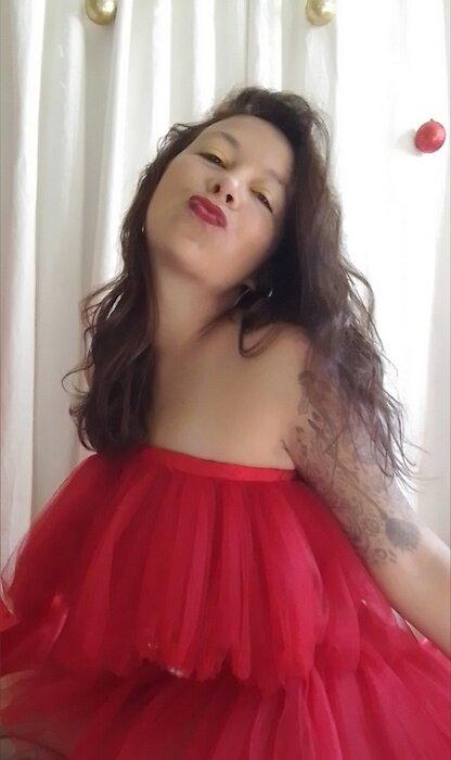 Yoursexylittledoll profile picture