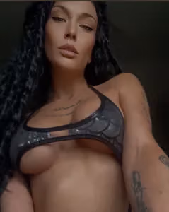 Polly profile picture