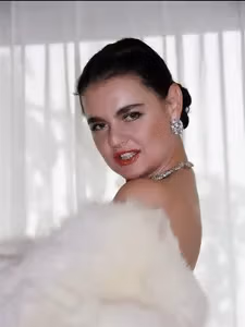 Dominatrix Dinah - 💥 Dominant Hot Wife profile picture