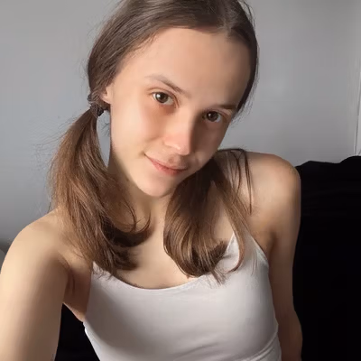 🍩 S M A L L 🍼 N I K A 🍩 profile picture