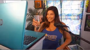 Shelly Martinez Live profile picture