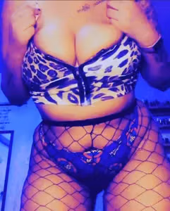 Crystal Liane profile picture