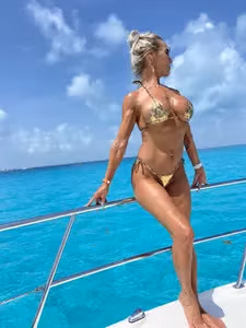 Kelly West profile picture