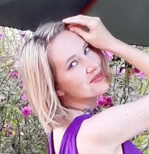 Holly's Nylons profile picture