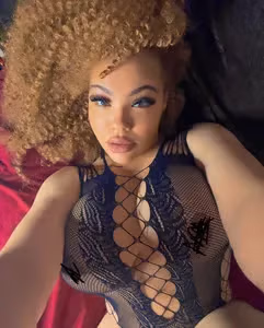 Teeee profile picture