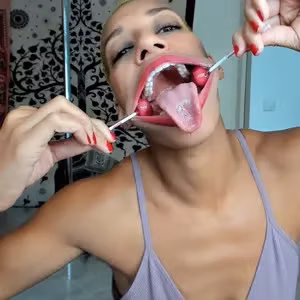 Giantess Goldenlace profile picture