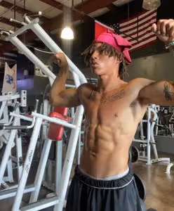 LightskinJ๐ profile picture