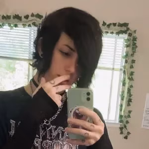 Chelsea Kos🌻 profile picture