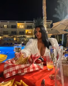 Megan 🥀 profile picture