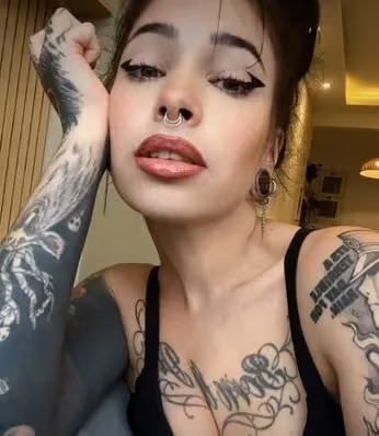 CHRIS - YOUR JIZZ BUCKET 😈😈😈 profile picture