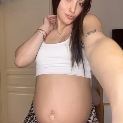 Preggo Barley Legal Avril📍1.7 miles away from you profile picture