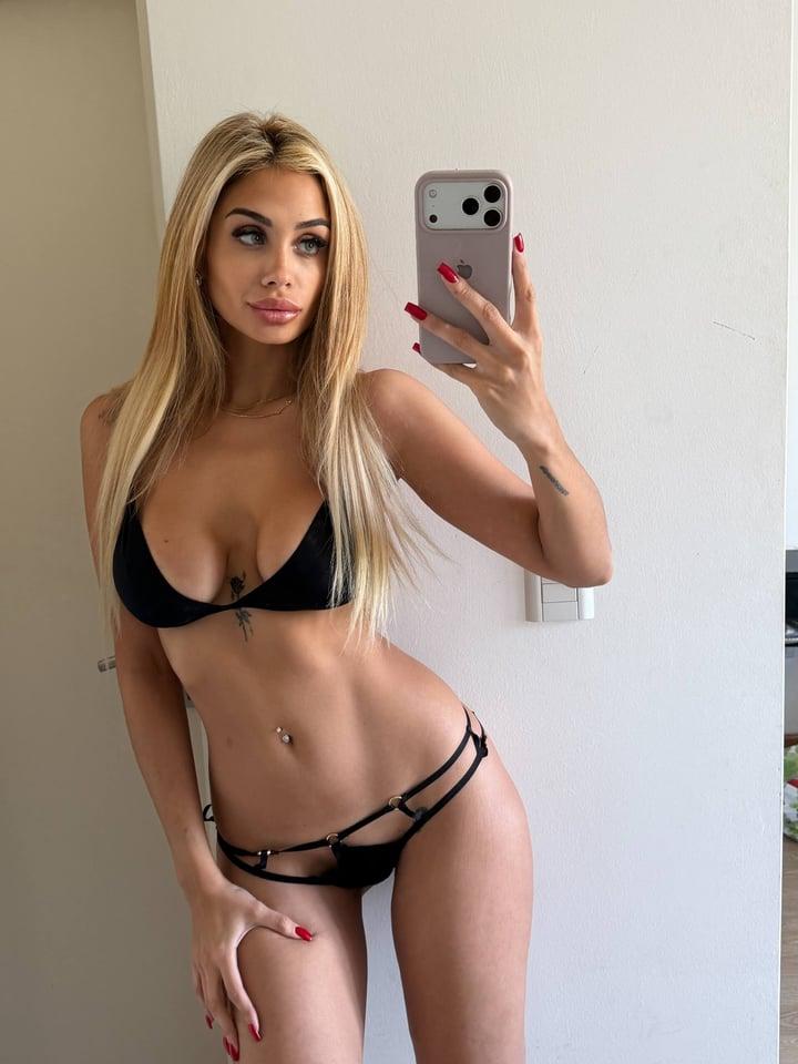 Alexa B ๐ profile picture