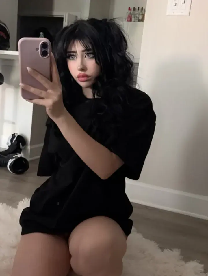 ๐ก๐๐ฆ๐ฐ๐ถ profile picture