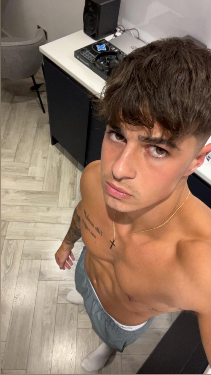 Bigzee profile picture