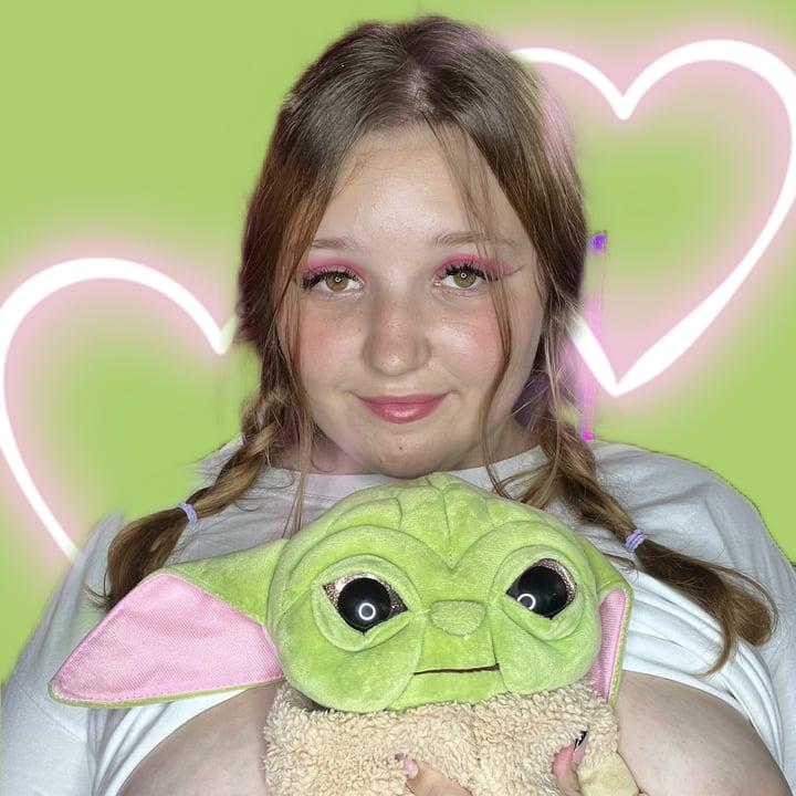 Chubby Mia 🍑 profile picture