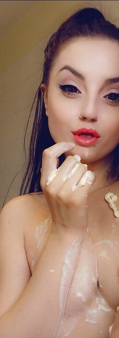 Dollybubbles12 profile picture