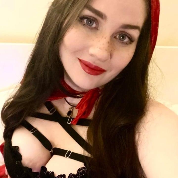 IsabellaSnow profile picture