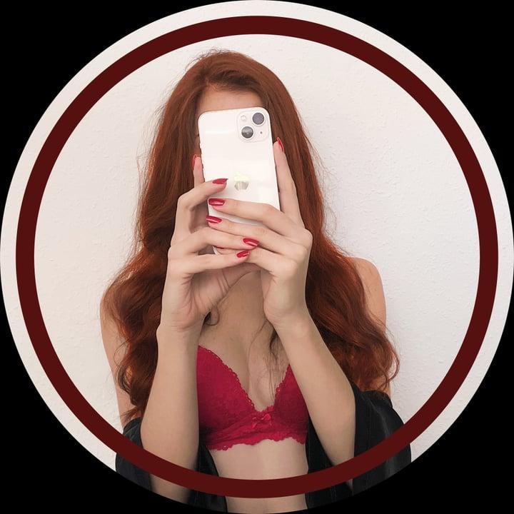 Jess & Chris profile picture