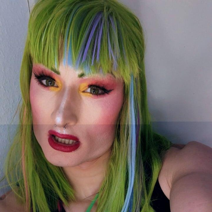 Julielithoe profile picture