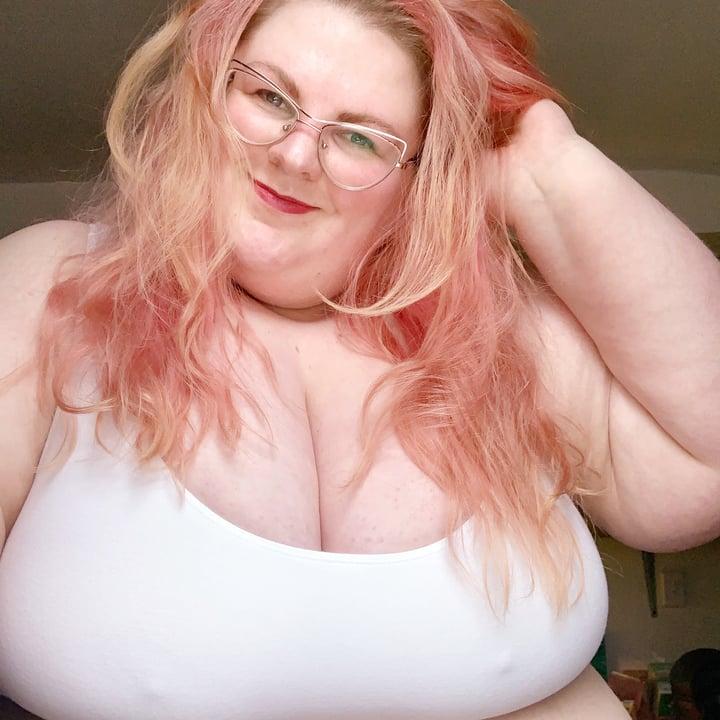 Mrsapple profile picture